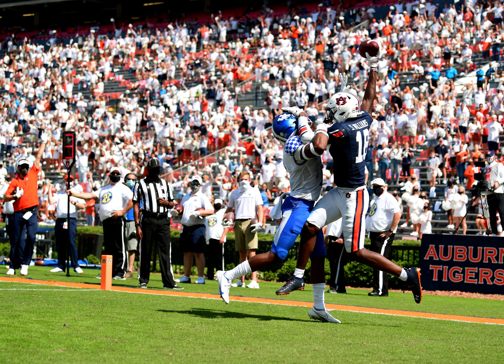 Football: Auburn vs Kentucky